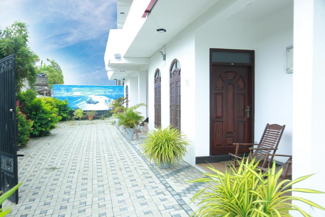 Royal Rich Villa Ambalangoda  Luaran gambar