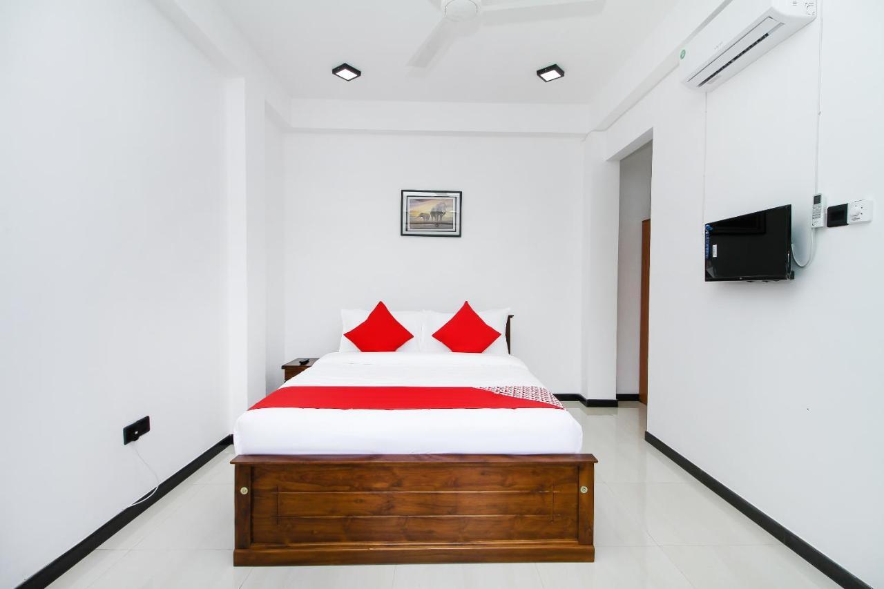 Royal Rich Villa Ambalangoda  Luaran gambar