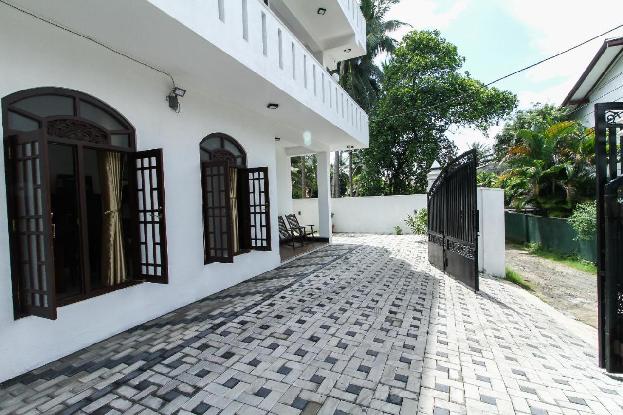Royal Rich Villa Ambalangoda  Luaran gambar